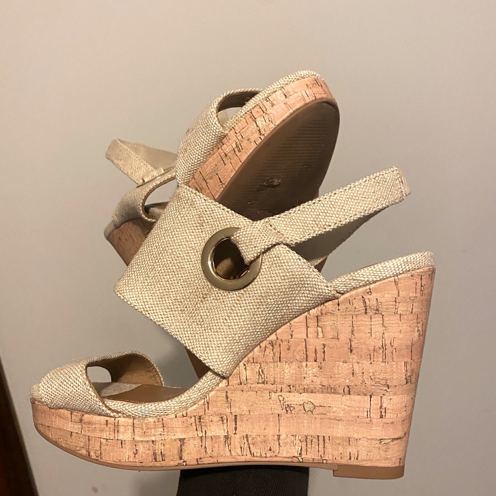 Cork wedges